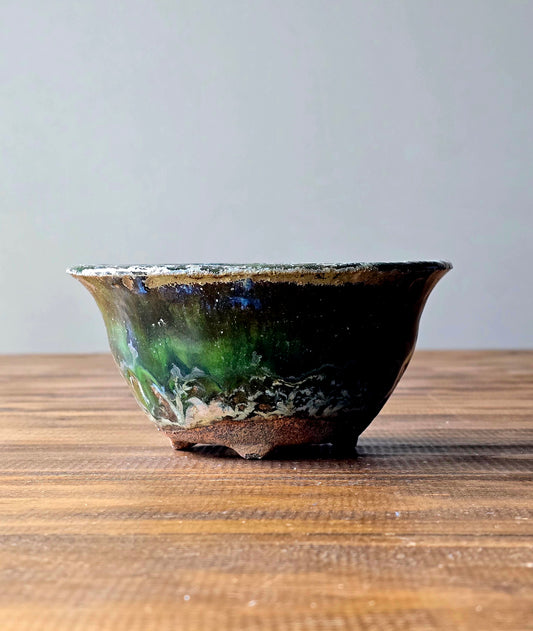 Pino, Handmade Pot