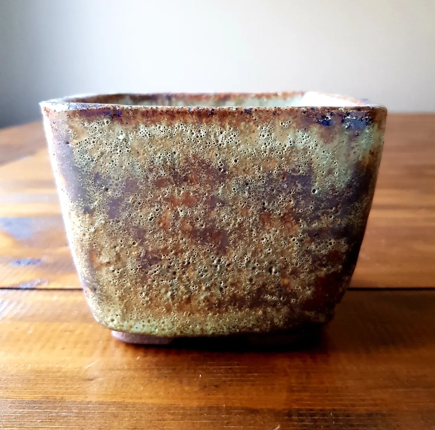 08, Handmade Pot