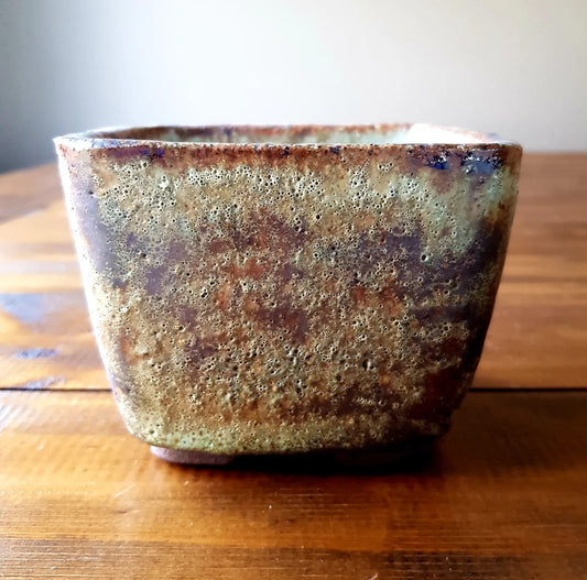 08, Handmade Pot